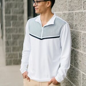 Zyia Mens Small Performance Top